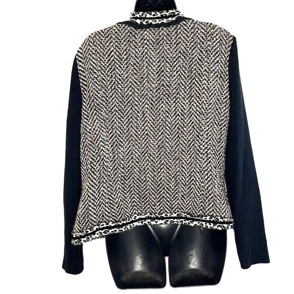 Chico’s Animal Print Tweed Chevron Bone Wool Blend Cardigan Black White Medium - Picture 3 of 7
